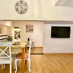 Bakery House Genova, Box Privato Gratuito